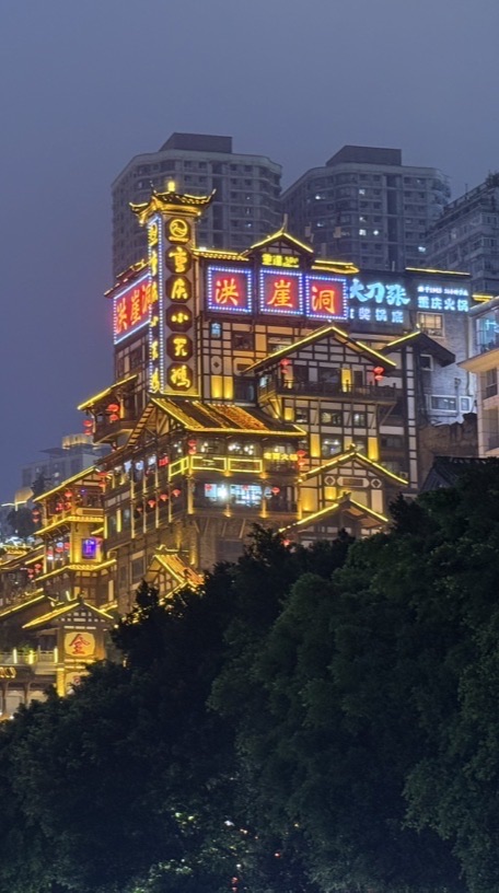 羊貓雞旅遊美景
