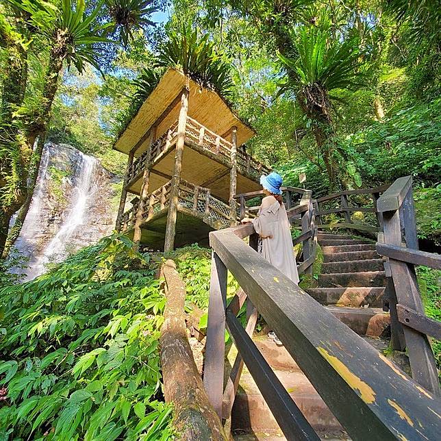 滿月圓森林遊樂區 三峽滿月圓瀑布 森林系絕美步道景點 優惠門票 景點 交通 停車