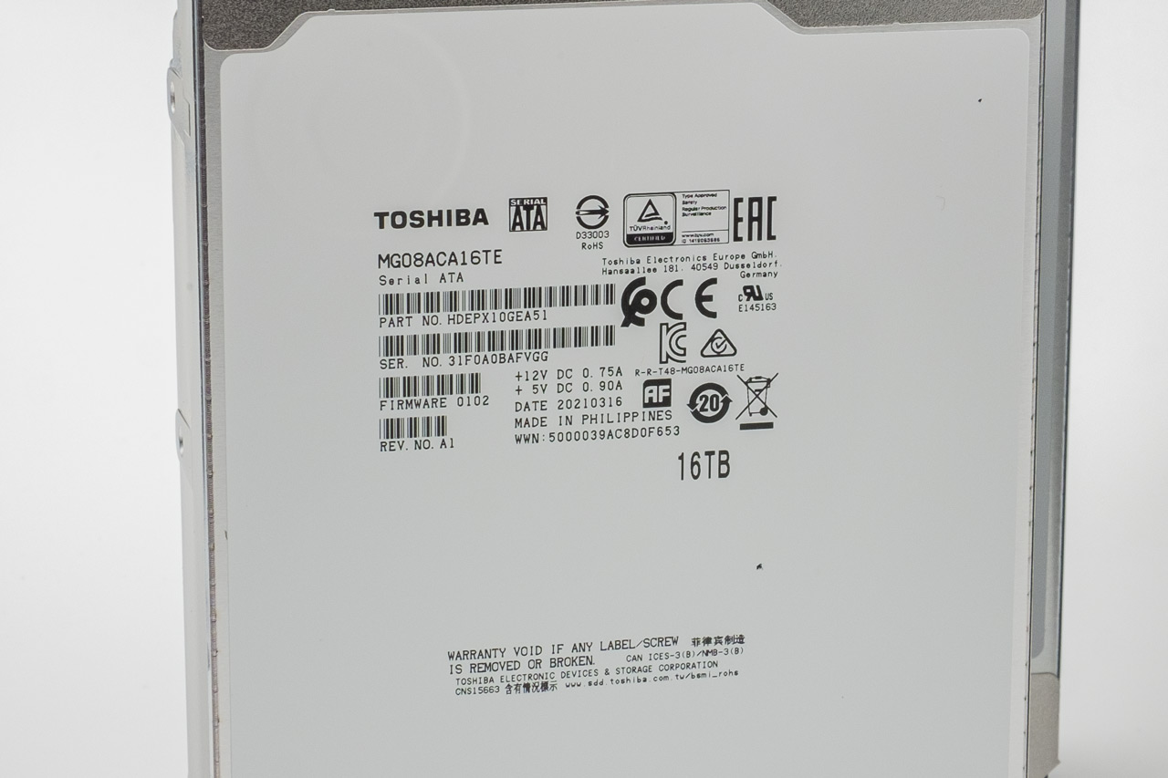 Google 相簿不夠用？Toshiba 企業級硬碟 MG08 + ASUSTOR AS3304T 自架私有雲