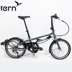 ◎車架10年保固/專利的新折疊技術/更小的占地面積|◎8速Shimano後變速器/不需工具就能快速調整高度及角度|◎配有易行輪,可推行或拖行/專利Tern Porter坐墊品牌:Tern種類:折疊車顏