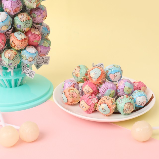 共推出恐龍假蜥蜴白熊貓咪炸豬排企鵝?5種包裝 搭配橘子可樂草莓青蘋果葡萄等水果為主的口味 酸酸甜甜的迷人滋味搭配超療癒角落小夥伴主題為生活增添童趣 販售單位一支口味包裝皆隨機出貨 100%無添加人工色