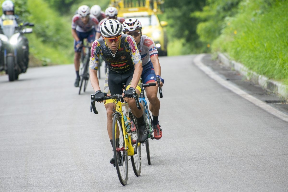 ピュアレーシングモデル V3 に新色のブラック エメラルドが登場 Colnago