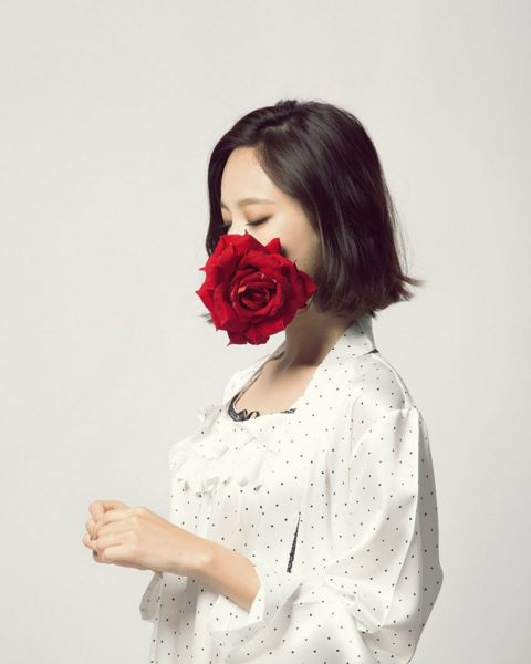 La Luna 精品睡衣 秋冬新款韓國製成套睡衣家居服- [silk絲緞款] 年度限量款 兩件式純白絲滑睡衣組