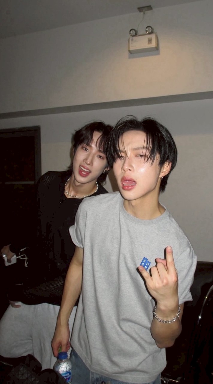 ‧₊𐙚˚ ไหนใคร alanjung ? ₊✿˚⊹