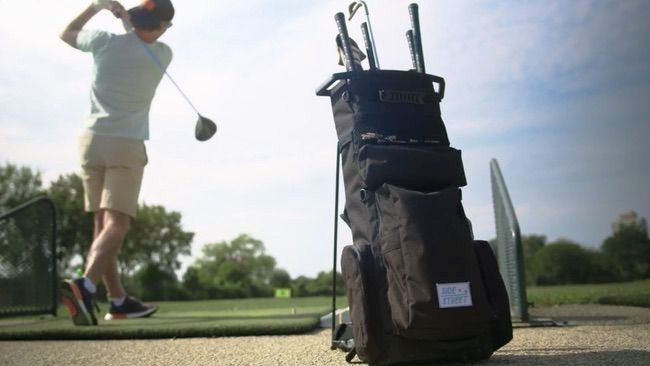 ゴルフがもっと身近に？バックパックのようなキャディバック「The