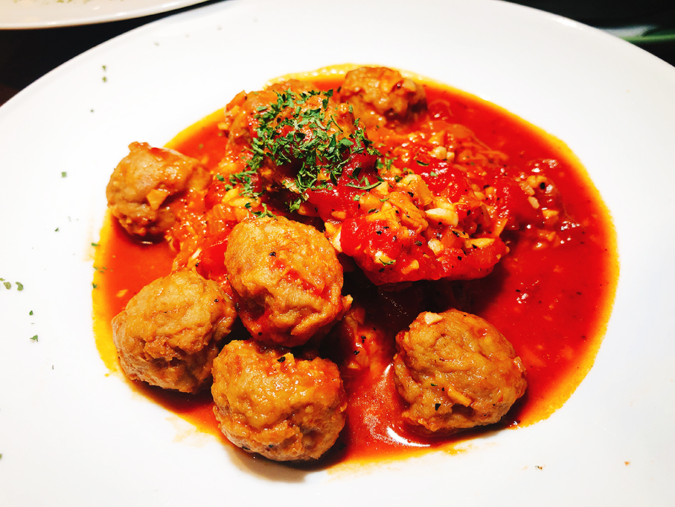 Plan B 歐陸街頭市集小酒館,忠孝敦化宵夜,sogo美食,東區包場,東區慶生餐廳,東區異國料理,忠孝敦化異國料理,東區露天咖啡廳,忠孝露天咖啡廳