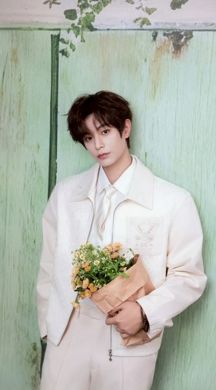 DingYuXiติงอวี่ซี丁禹兮 แฟนคลับ💚