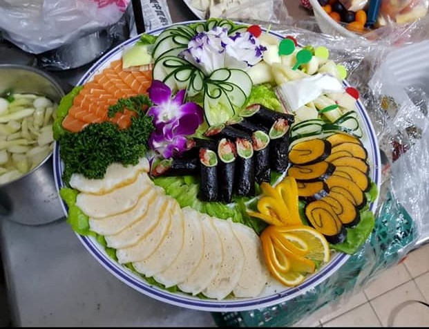 東港美食｜素食、蔬食│天然自助素食園，這裡的菜色多元，新鮮可口、少油少鹽，而且環境乾淨衛生，價格公道平實，是在地人享用素食的首選店家。