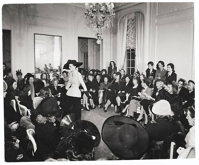 這件外套流行70 多年 細數dior Bar Jacket如何成為永恆新風貌 Elle Hk Line Today