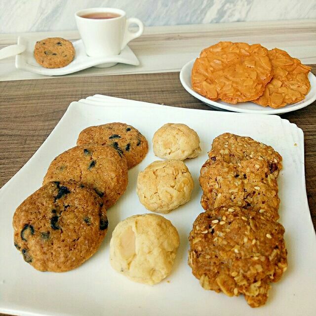 等節日,物流端貨量大，將等物流恢復正常，再排製作出貨，敬請見諒＊【麥麥真心話】餅乾在印象當中，都是可以放很久的，在未接觸這領域時，我也是這樣的感覺，但師傅說一句『妳有想過法國奶油的感受嗎』我的天啊，我
