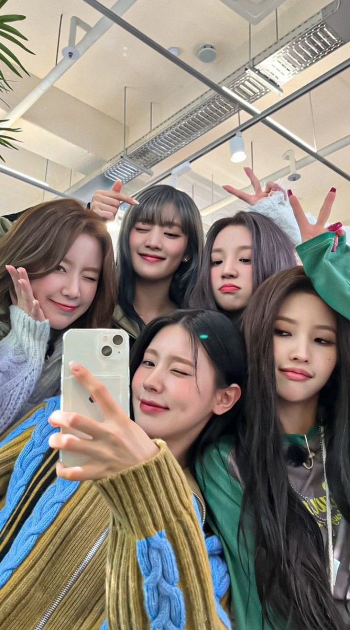 。*⁠✧⁠♡(G) I-DLE 送圖群♡✧⁠*⁠。