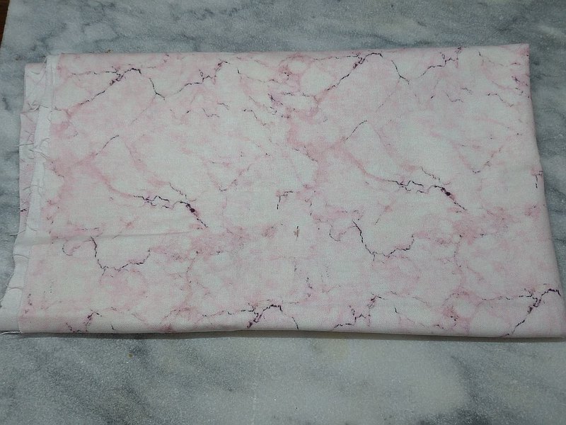 讓口罩成為陪伴日常生活的加分選品吧。 你的時尚，由你決定。 ※每個口罩出貨時，都會附上一張不織布濾材（限台灣）