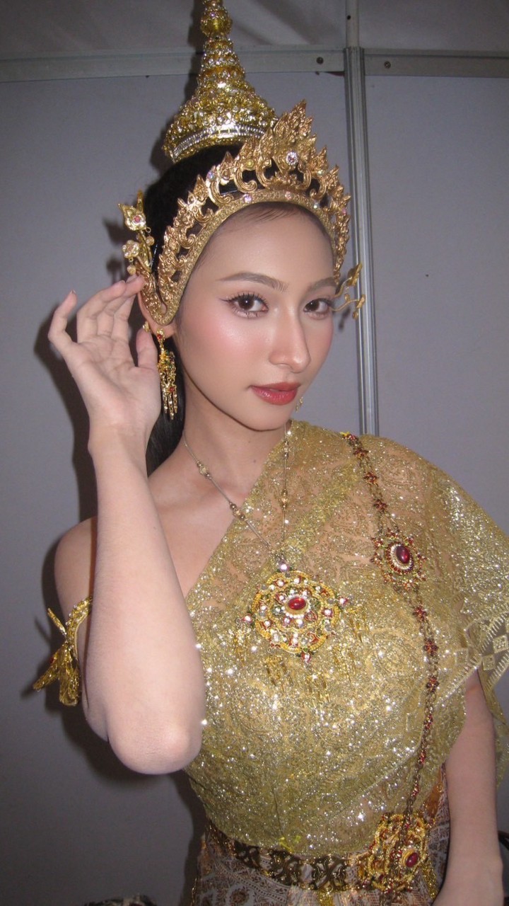 กลุ่มแจกคริปสามเศียร , อื่น ๆ by ɢɪɴ sᴏɴɢ