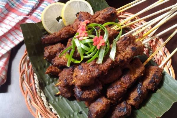 Siap Grak! Resep Sate Komoh Bumbu Rujak Khas Malang, Penambah Nafsu Makan