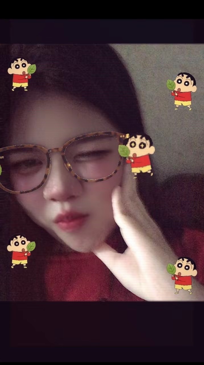 นิ้งคนสวยขาว