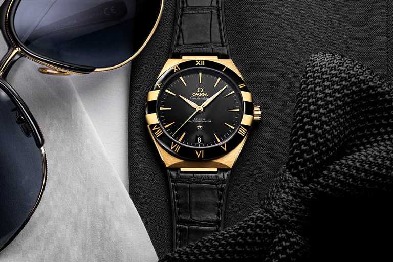 OMEGA「Constellation星座系列」同軸擒縱大師天文台腕錶，不鏽鋼與18K Sedna金錶殼，41mm╱667,800元。（圖╱OMEGA提供）