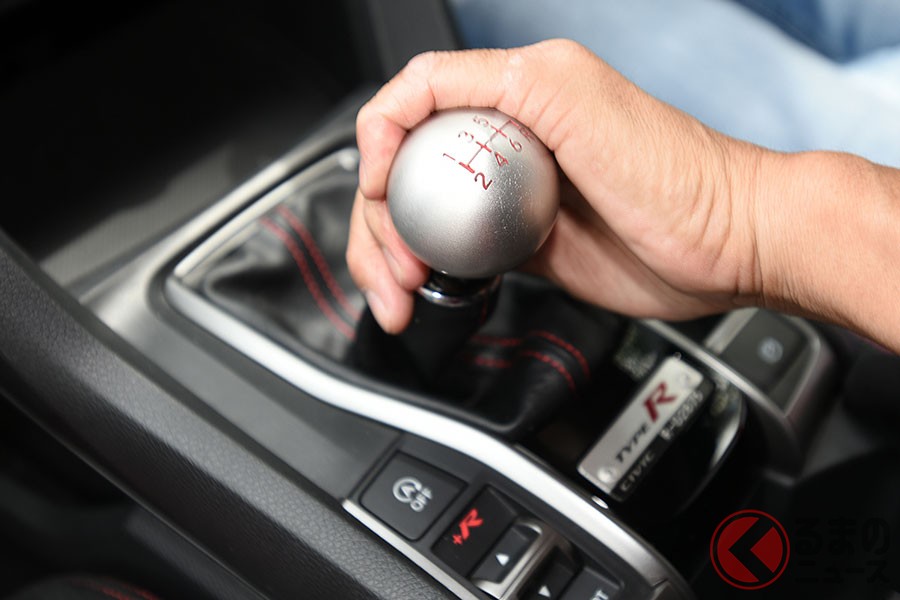 Mt車は廃止方向なの マツダ スズキが多数設定するワケ