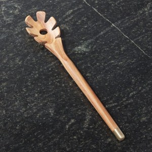 洋槐木搭配透明面漆處理 金色緞面塗裝不鏽鋼 手洗