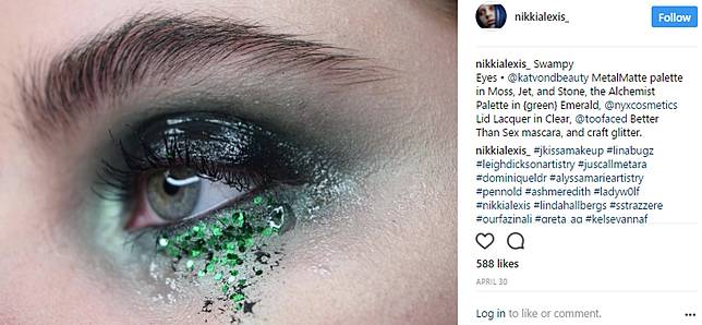 'Fake Tears', Tren Make Up Mata yang Ngehits di Instagram