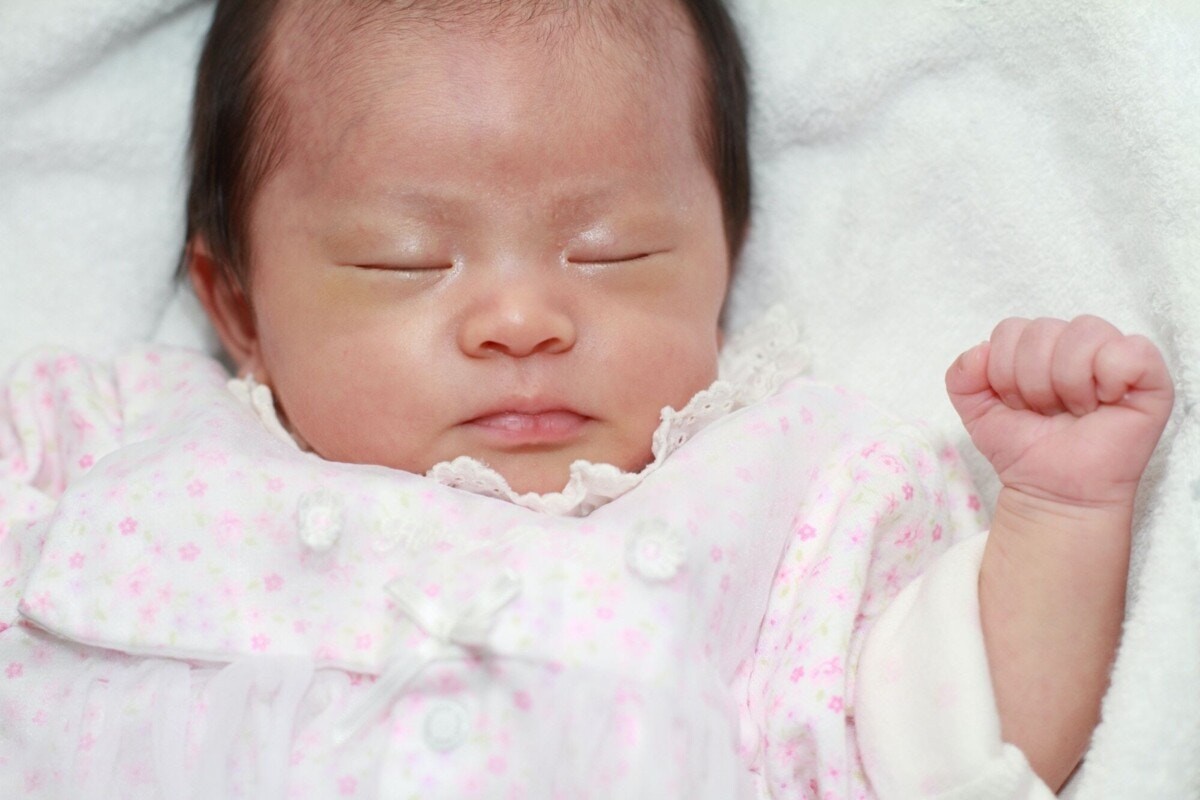 生後8か月の赤ちゃんの発育と変化は これから気をつけるべきポイント