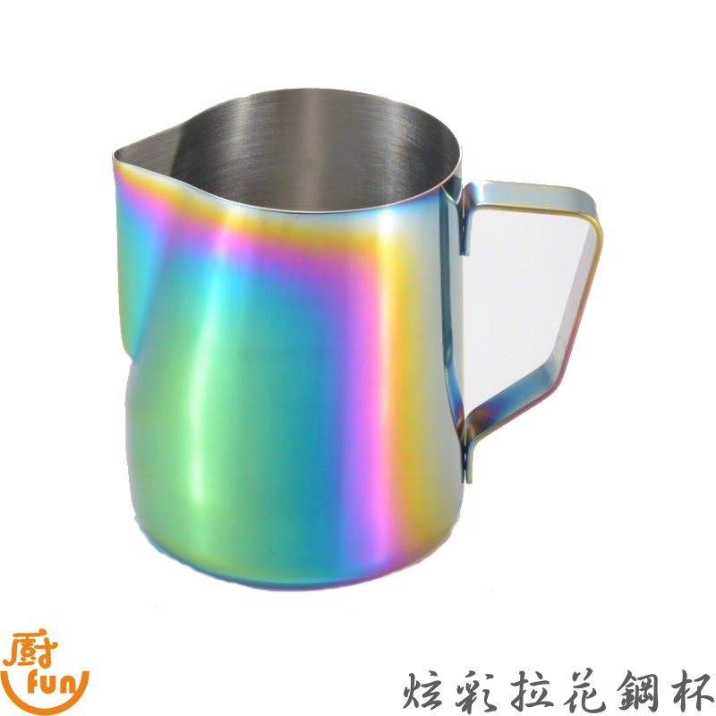 【商品介紹】此款拉花鋼杯有別於以往的單色外型,特別的外型設計,適合特別的您,一定不要錯過哦【商品規格】口徑:8cm高度:11cm容量:600ml材質:不鏽鋼材質【保存期限】無保存期限(除人為因素外)#