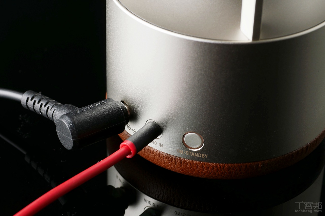 有機玻璃也能發聲？Sony LSPX-S1 無線玻璃共振揚聲器開箱試聽