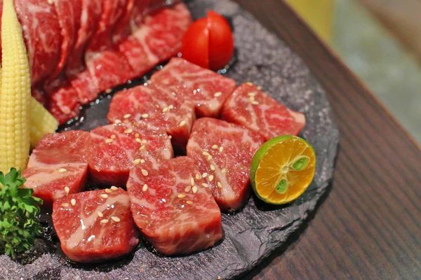 【板橋美食】新野町燒肉居酒屋-吃了會讓人回味無窮的高品質牛肉燒烤店