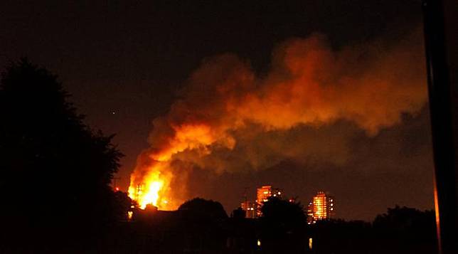 Unggah Foto Korban Apartemen London di Medsos, Pria Ini Dibui