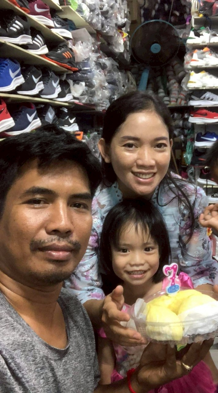 ตุลา​ฮวด​รับโอรแดื้อ