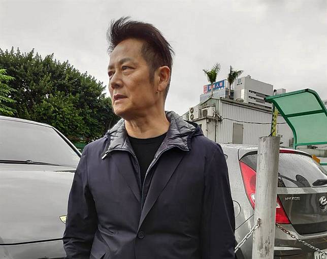 赴高以翔靈堂 徐乃麟帶太太現身金寶軒卻意外撲空