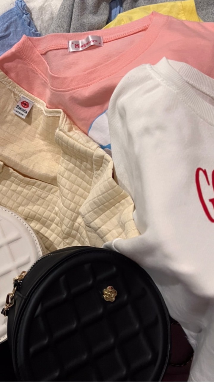 ส่งต่อมือ1/2.Pink Shop