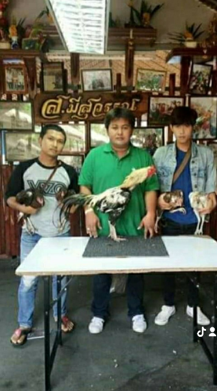 ซุ้ม ก.กัมปนาท