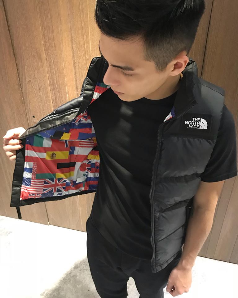 美國百分百【全新真品】The North Face 背心 TNF 鋪棉 北臉 保暖 口袋 國旗 黑色 XS號 J726