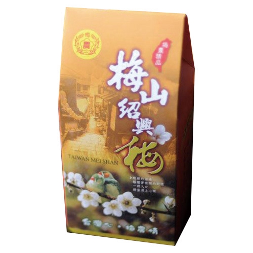 獨家淡話梅口味，甘甜爽口解渴滋味絕佳，送禮大方 *楷驊先生係梅山鄉蜜餞祖師爺第三代傳人。*103年嘉義縣評選 北緯23.5度幸福-嘉義禮好 優直伴手禮*1999年 榮獲 中華民國優良食品獎 *101年