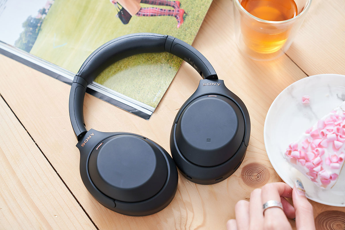 Sony WH-1000XM4 藍牙降噪耳機，AI 加持，音質再升級