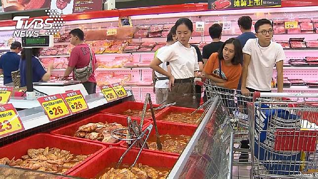 不少民眾都有去超市購買肉品的經驗。(示意圖／TVBS)