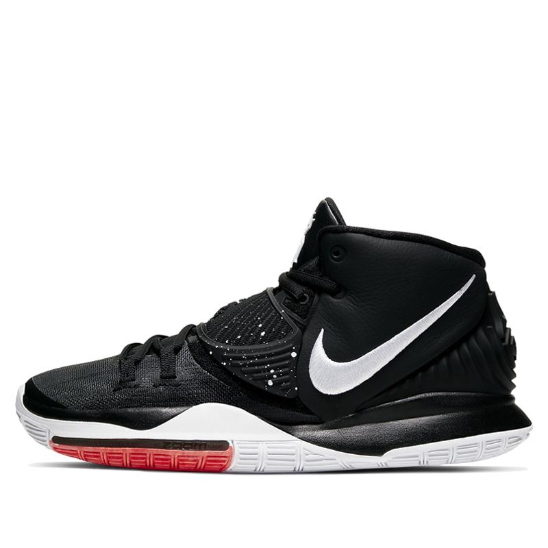 Sensational Responsiveness The Nike Air Zoom Turbo unit under the ball of the foot is curved, so it 