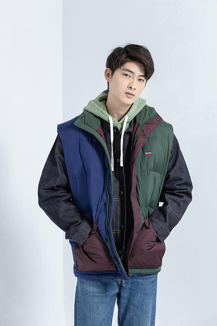 秋冬必學！型男「牛仔外套」層次穿搭5招，無畏寒冷氣候展現帥氣男人味！ 