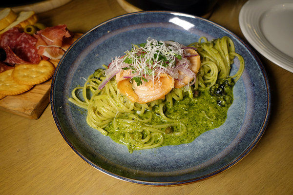 內湖浪漫餐廳-Lazy Point餐酒館，有午餐、下午茶、晚餐的內湖餐酒館，露天酒吧內湖調酒，文湖線約會餐廳，活動包場、會議空間租借的內湖咖啡廳