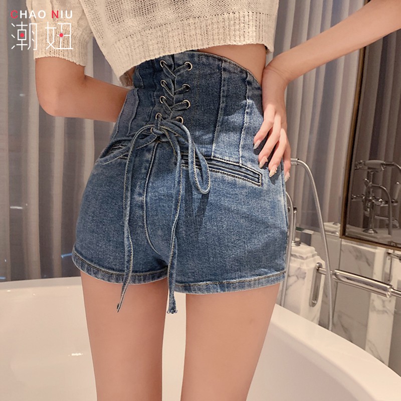 [優質現貨] 港味個性設計後系帶收腰高腰牛仔短褲 修身顯瘦牛仔短褲 百搭短褲 熱褲 超短褲 牛仔短褲 洋氣短褲 女生衣著