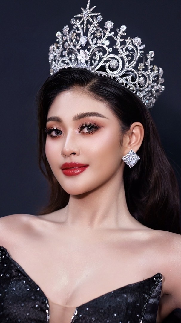 ด้อม | เด็กอยากเป็นนางงาม ✨👑