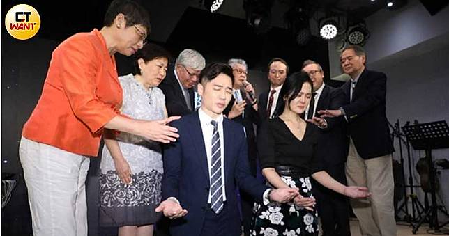 宋逸民「花光積蓄設教會」　陳維齡：有掙扎過