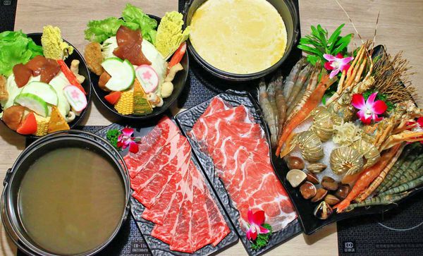 【新莊美食】なべNabe日式火鍋.燒烤-手臂般巨大明蝦及比臉大三倍帝王蟹火鍋店 【新莊美食】なべNabe日式火鍋.燒烤-手臂般巨大明蝦及比臉大三倍帝王蟹火鍋店