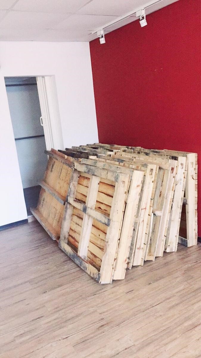 網紅Phoebe Liu平常喜愛分享美妝技巧，日前網路上分享