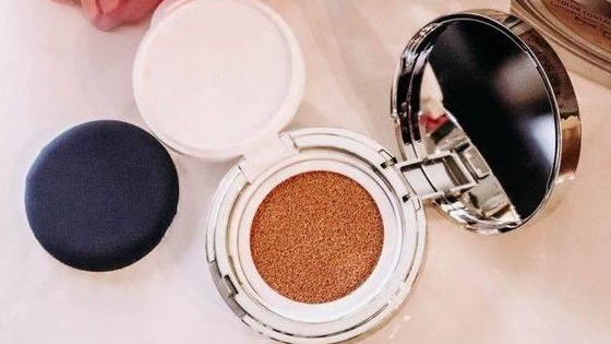 2019年不可不知的4款不同牌子氣墊粉底推介！高遮瑕、持久、