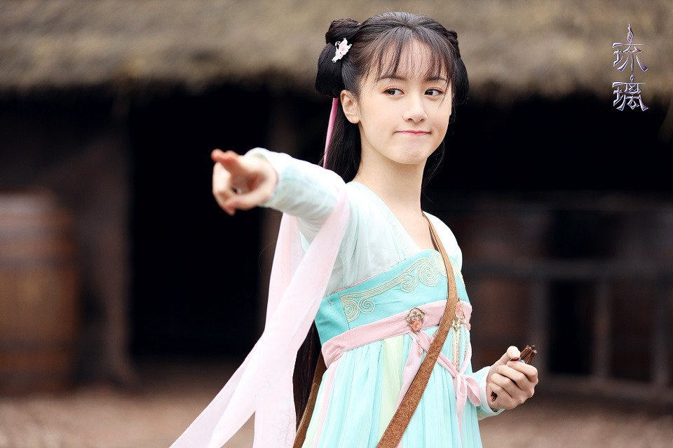 八月明星網路勢力榜TOP 7：袁冰妍