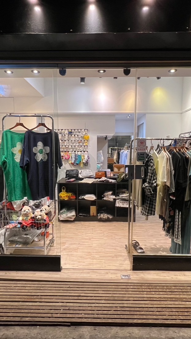 MiA韓國東大門服飾/韓國雜貨彩妝/愛寶樂園連線代購實