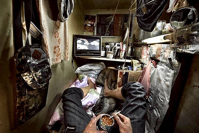 Ini Potret Coffin Cubicles, 'Rumah Keranda' yang Banyak Ditinggali Buruh di Hong Kong, Bikin Miris!