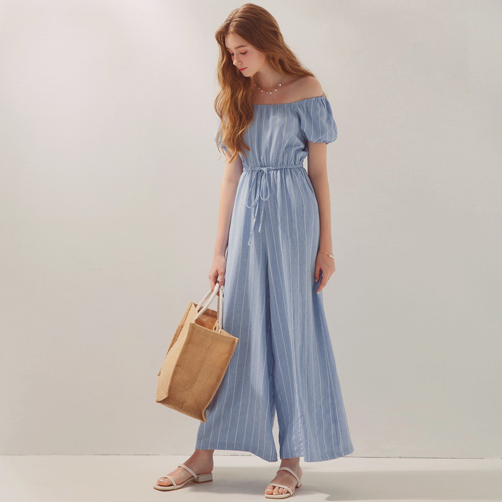 流行女裝‧風格：日系, 韓系, 歐美, 約會‧洗滌方式：低溫洗滌, 分開洗滌, 反面洗滌, 手洗, 置入洗衣袋‧尺寸：S/M/L‧內裡：無‧商品描述：附口袋 / 領口及袖口附鬆緊‧MODEL資料：‧V