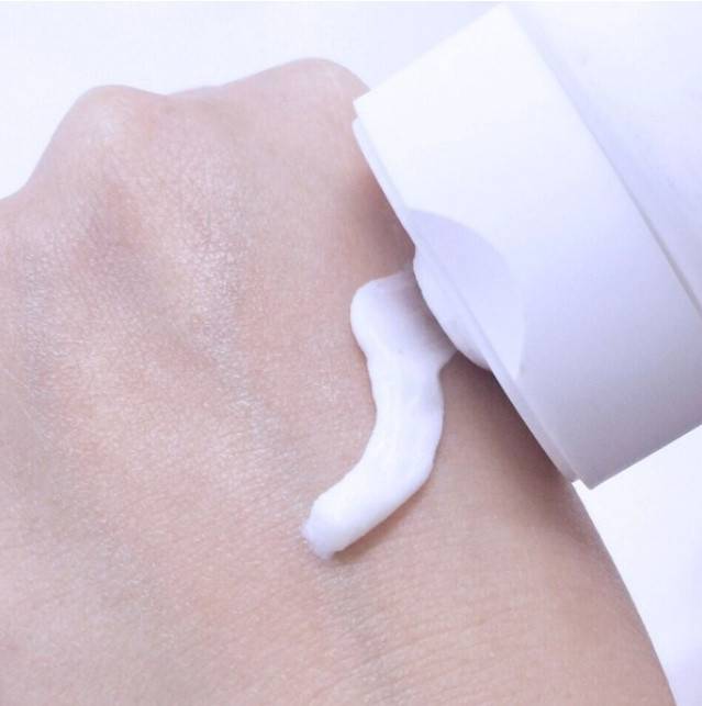 洗臉養出零粉刺嫩肌 Ptt Dcard好評 養皮洗面乳 推薦 洗完不乾澀 草莓鼻變乾淨 Beauty美人圈 Line Today